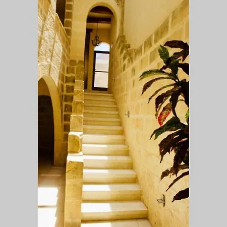 Semesterbostad 400 Year Old Converted With Private Pool
