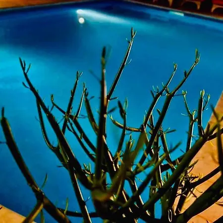 400 Year Old Converted With Private Pool 沙拉