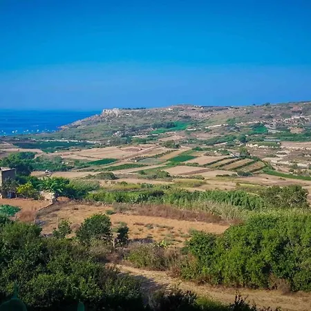 400 Year Old Converted With Private Pool Xagħra